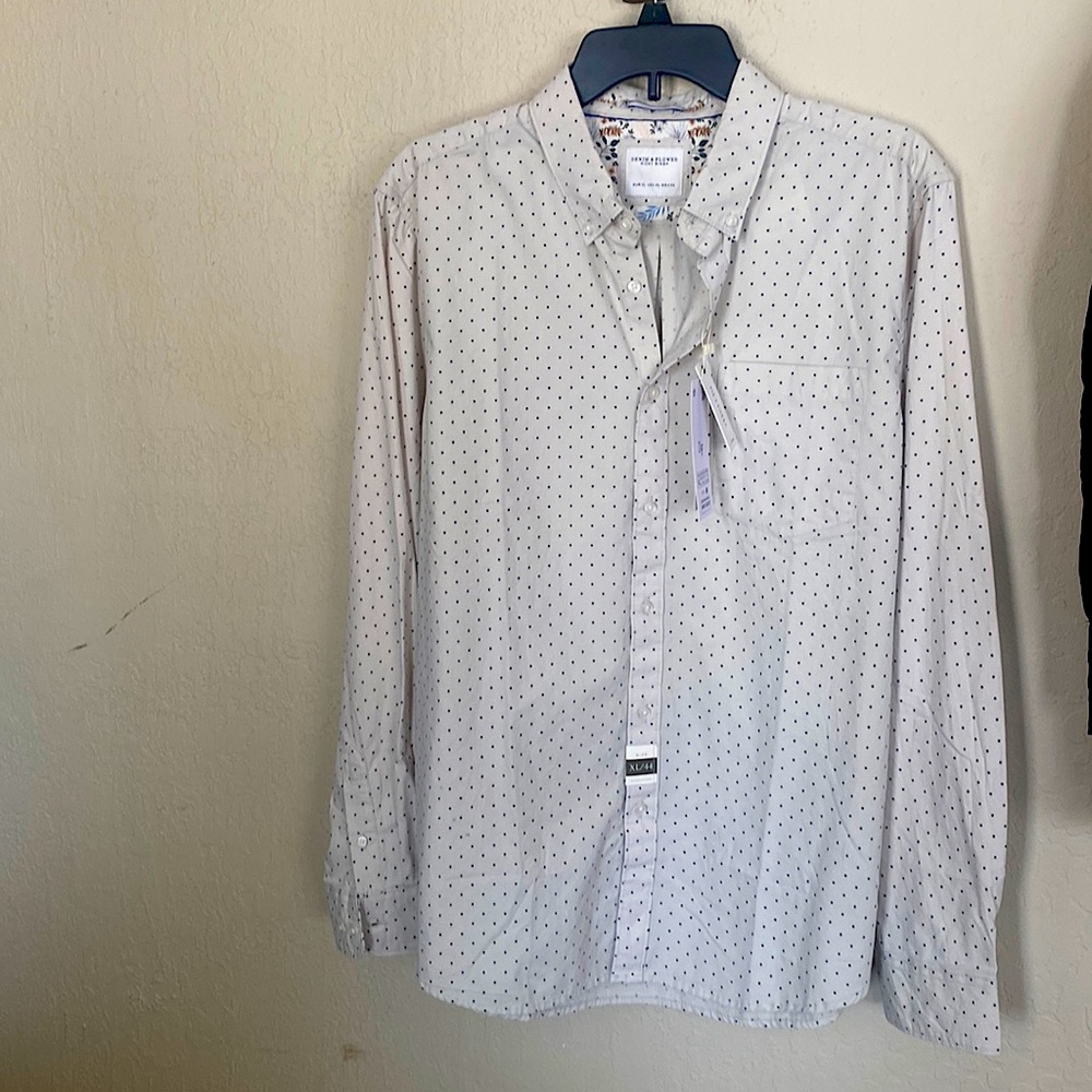 Men’s  NWT XL 44 denim &Flower soft cotton shirt.